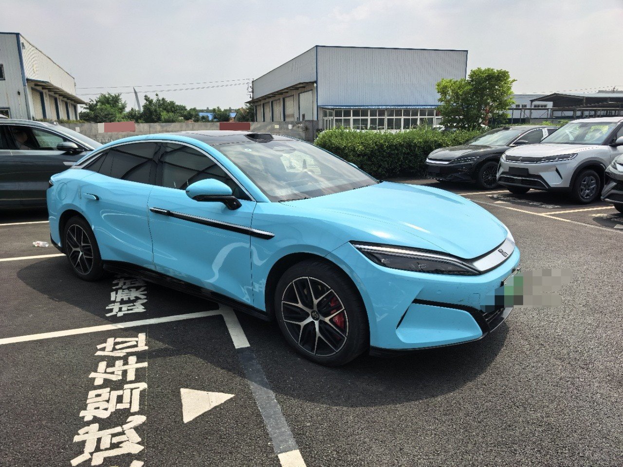 BYD HanL 2025 car image #4