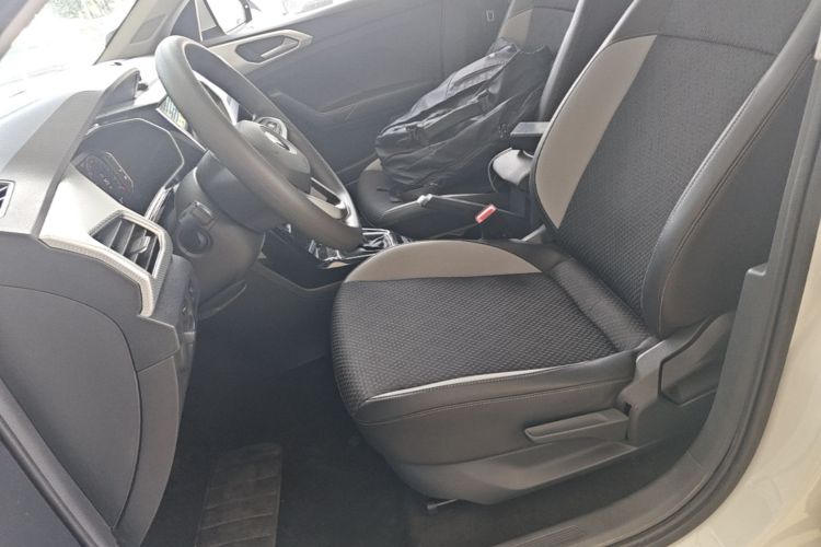 Volkswagen Tacqua 2024 immagine di auto #15