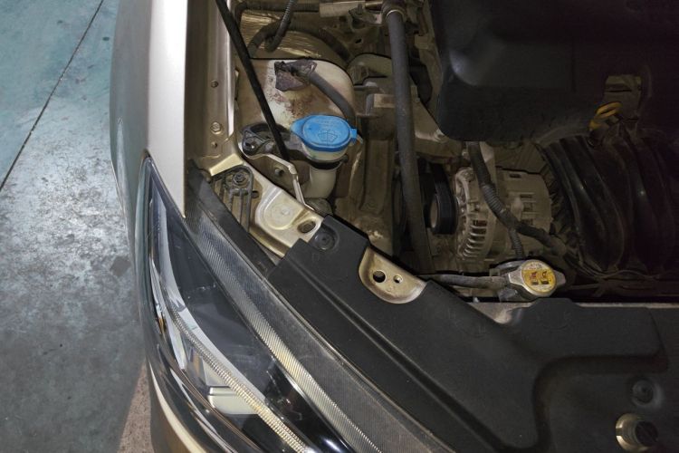 GEELY Emgrand 2019 #28 GEELY Emgrand 2019 car image #28