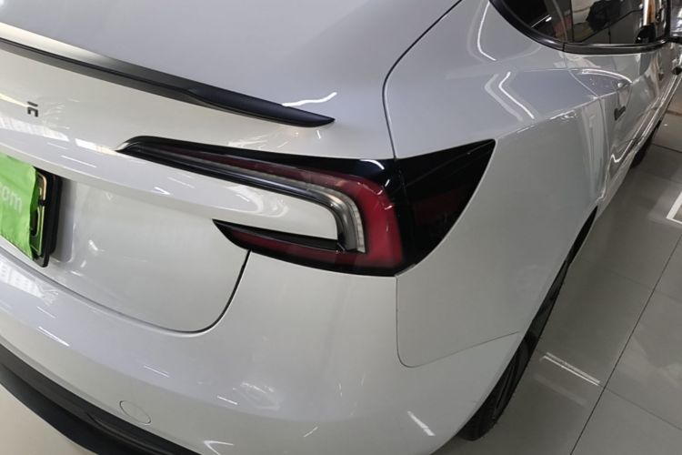 Tesla Model 3 2024 #8 Tesla Model 3 2024 car image #8