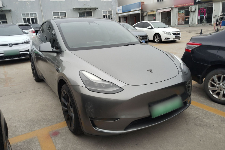 Tesla Model Y 2021 car image #4