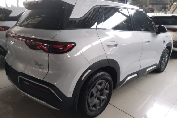 BYD YuanUP 2025 #5 BYD YuanUP 2025 immagine di auto #5