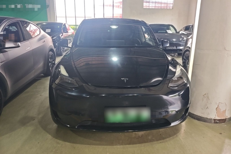 Tesla Model Y 2022 #3 Tesla Model Y 2022 car image #3