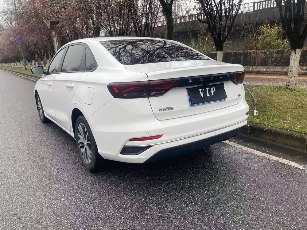 GEELY Emgrand 2021 car image #4