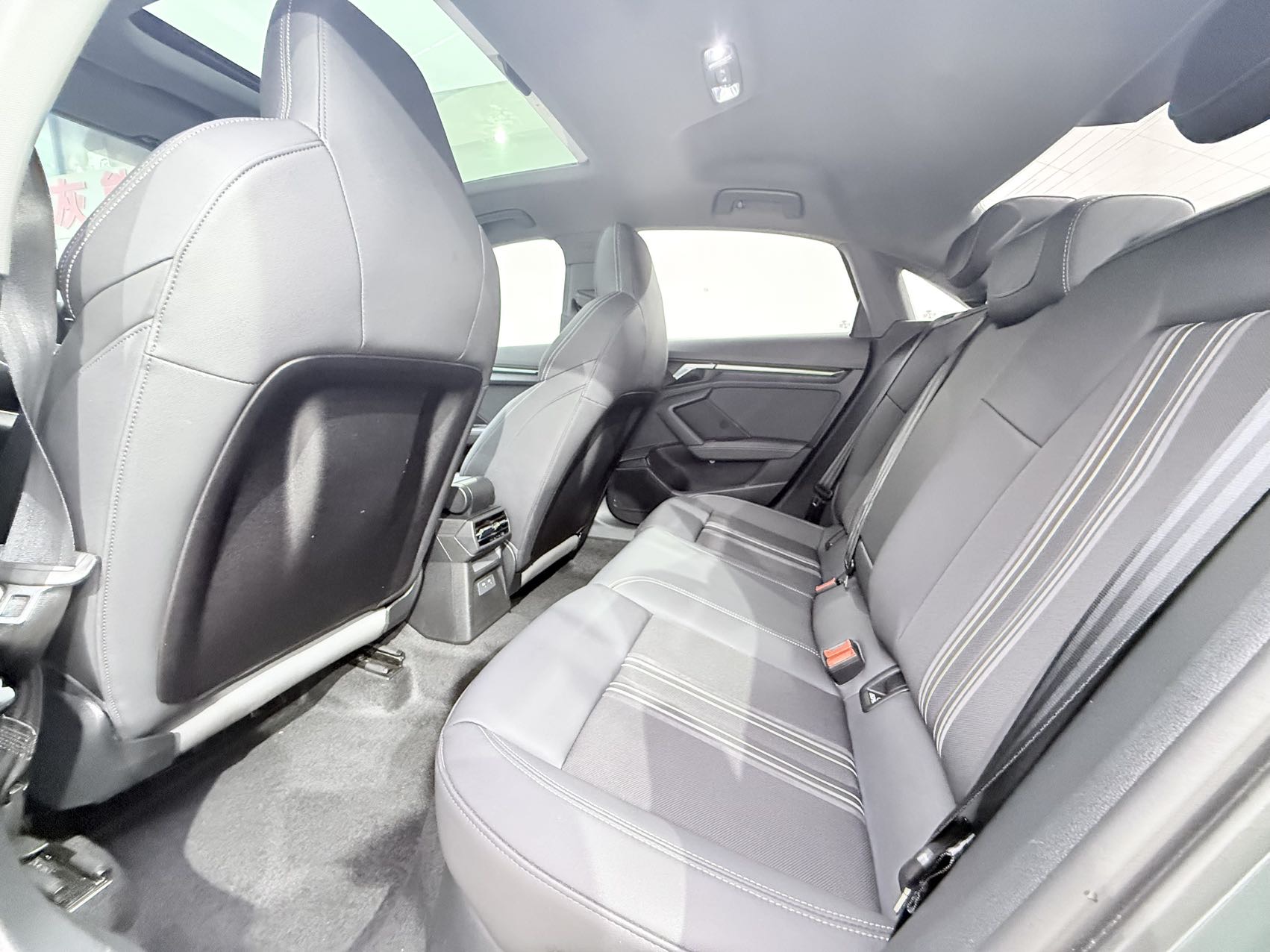 Audi A3 2023 #8 Audi A3 2023 صورة سيارة #8