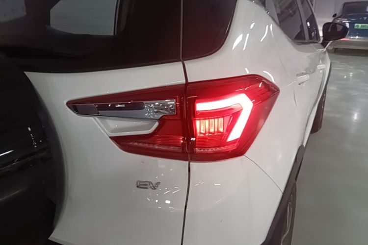 BYD Yuan New Energy 2020 car image #8