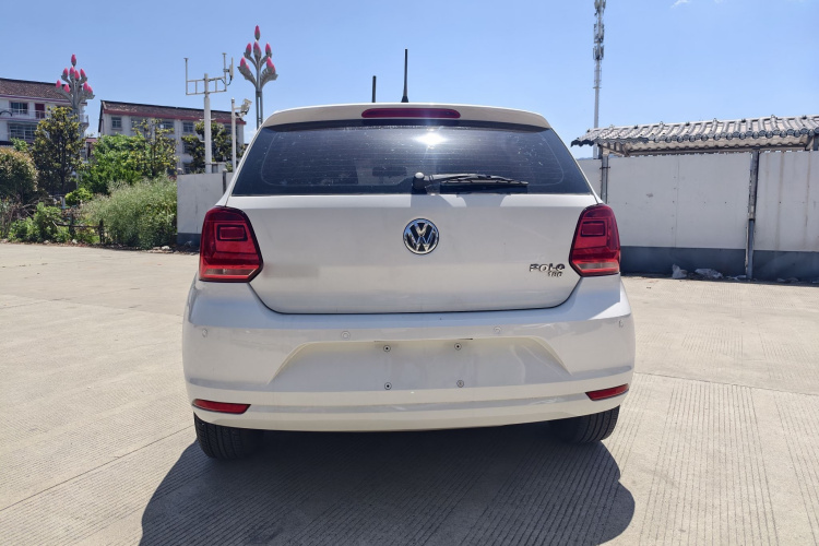 Volkswagen Polo 2018 car image #6