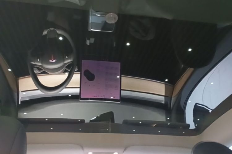 Tesla Model Y 2021 #20 Tesla Model Y 2021 car image #20