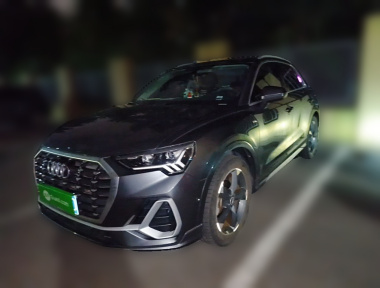 Audi Q3 2022 Audi Q3 2022 immagine di auto