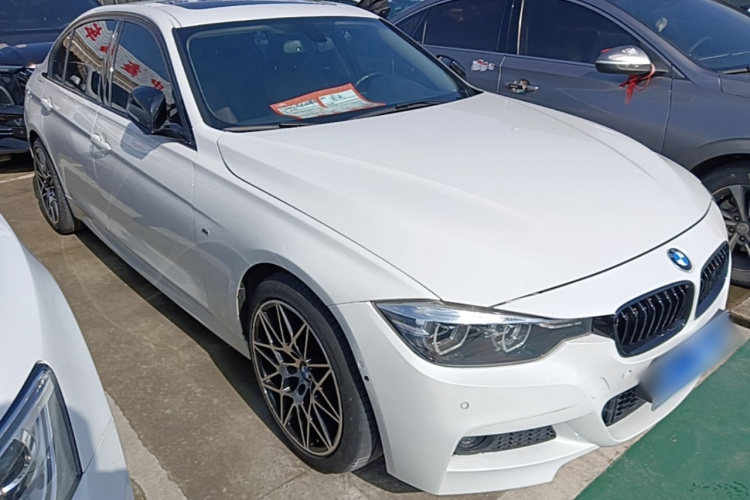 BMW 3 Series 2018 car image #4