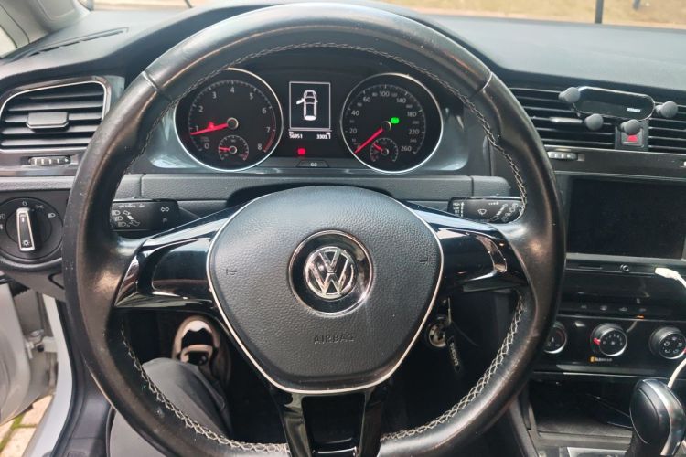 Volkswagen Golf 2017 #15 Volkswagen Golf 2017 car image #15