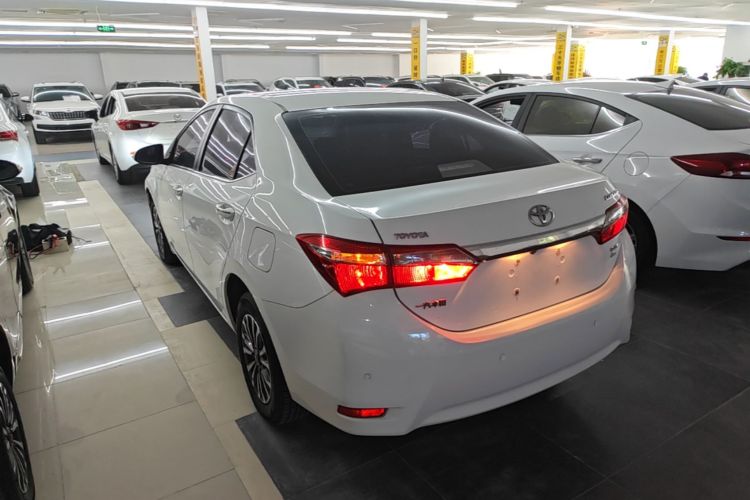 Toyota Corolla 2018 #5 Toyota Corolla 2018 car image #5