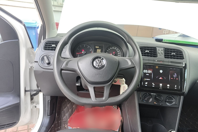 Volkswagen Polo 2016 #11 Volkswagen Polo 2016 car image #11