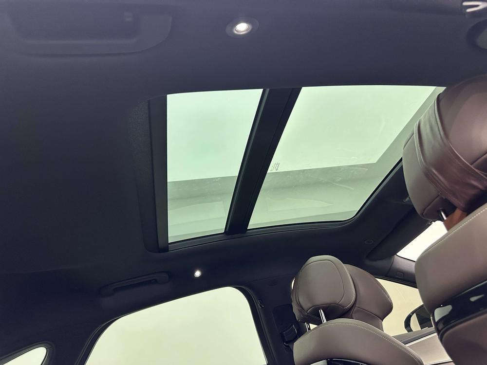 BYD Han 2022 car image #28