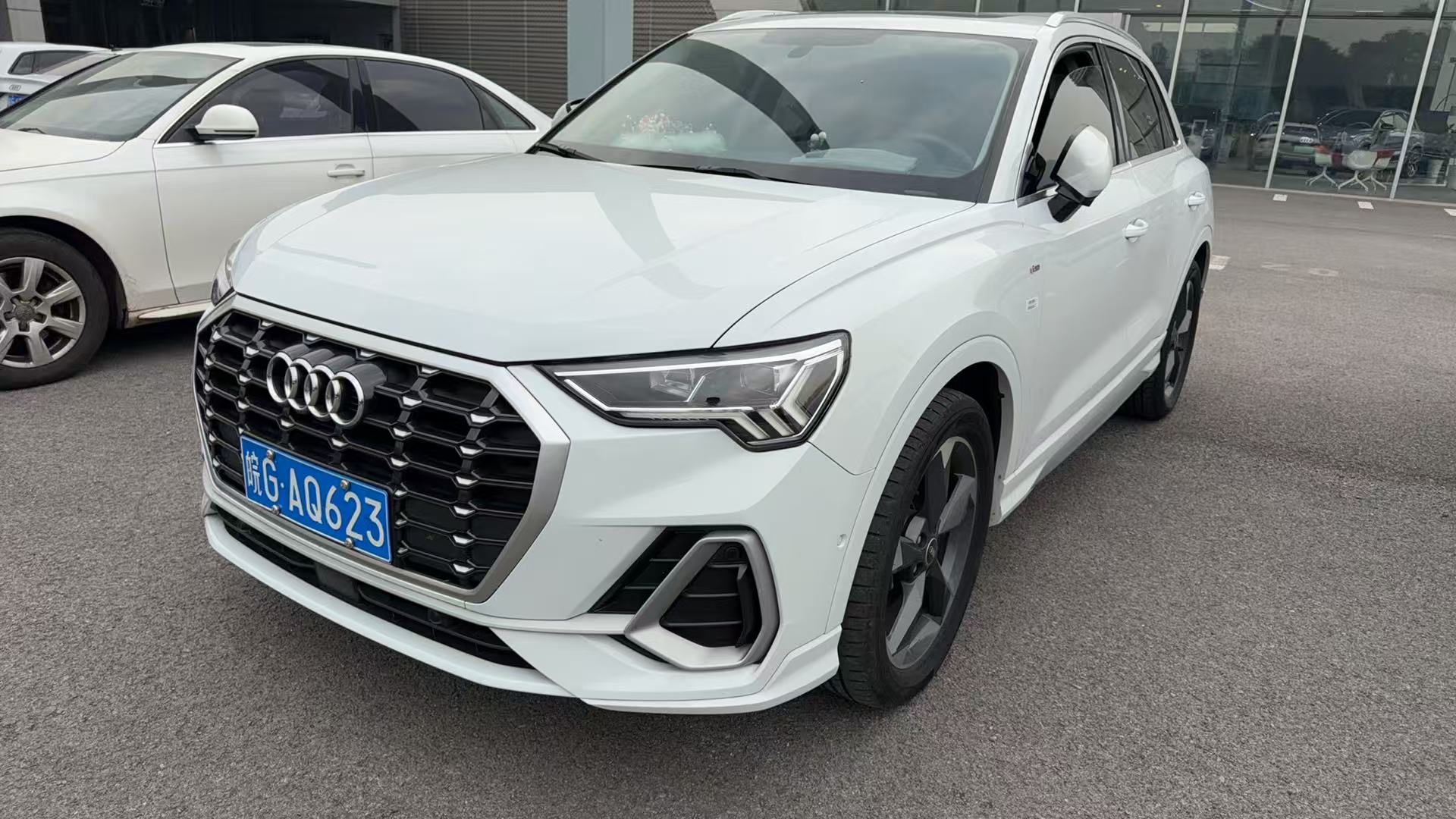 2022 2022 car image