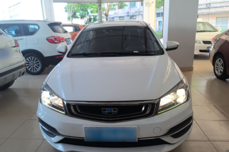 GEELY Emgrand 2019 car image #3