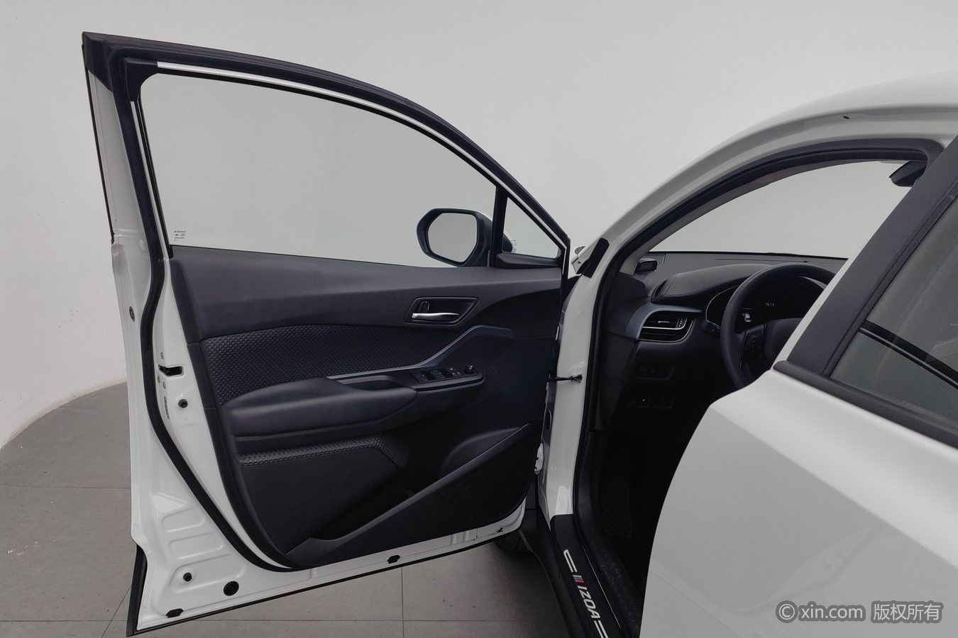 Toyota Izoa 2024 car image #8
