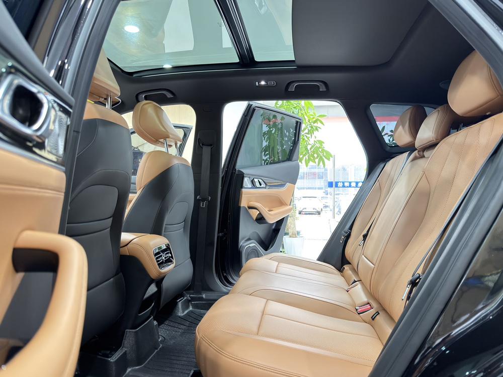 GEELY Boyue L 2025 #16 GEELY Boyue L 2025 car image #16