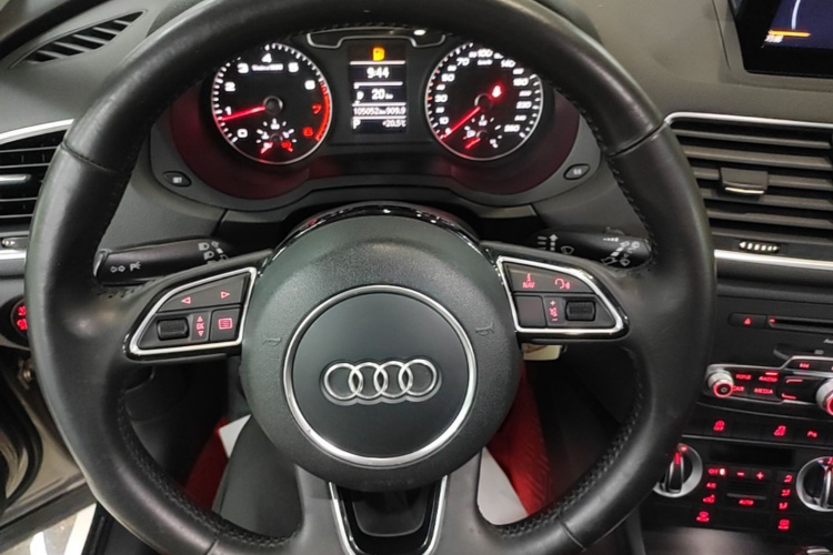 Audi Q3 2016 #11 Audi Q3 2016 car image #11