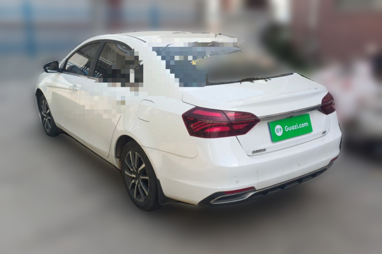GEELY Emgrand 2019 car image #5