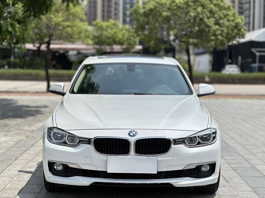 BMW 3 Series 2018 image de voiture #4