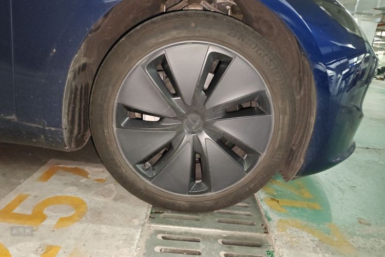 Tesla Model 3 2025 #9 Tesla Model 3 2025 car image #9