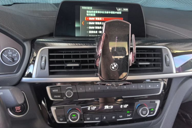 BMW 3 Series 2017 #13 BMW 3 Series 2017 car image #13