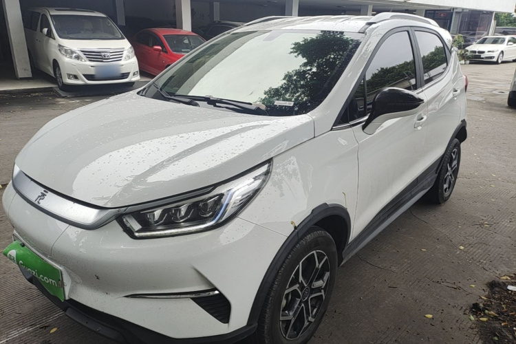 BYD Yuan Pro 2023 #2 BYD Yuan Pro 2023 صورة سيارة #2
