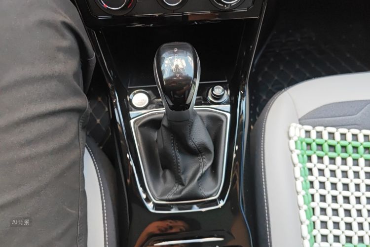 Volkswagen Tharu 2025 car image #16