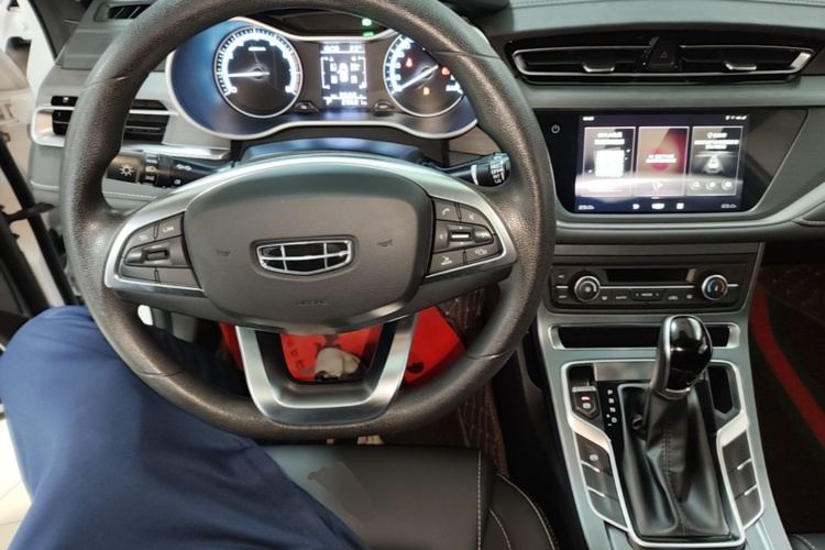 GEELY Emgrand 2021 #10 GEELY Emgrand 2021 car image #10