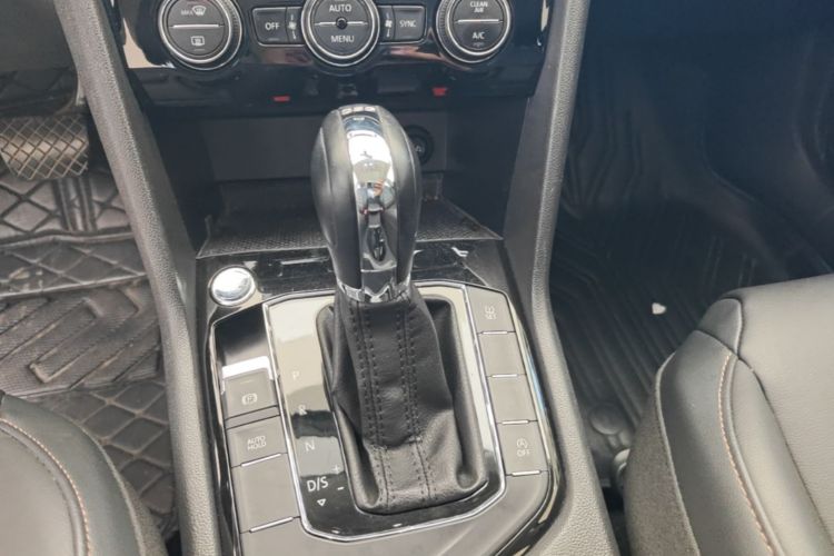 Volkswagen Tharu 2019 #14 Volkswagen Tharu 2019 car image #14
