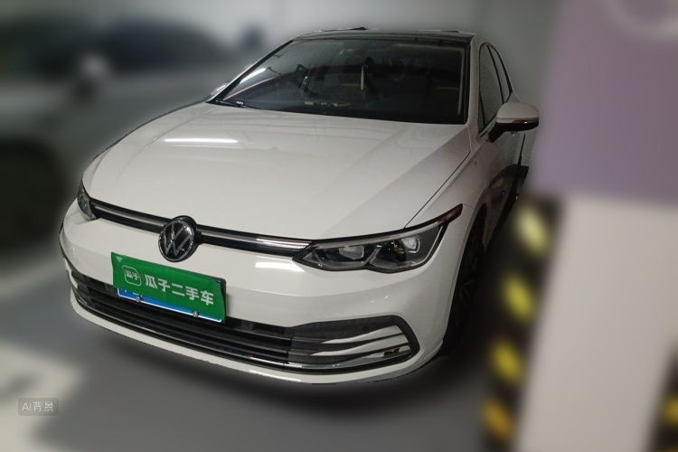 Volkswagen Golf 2020 car image #2