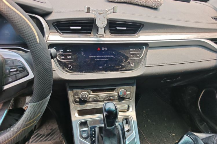 GEELY Emgrand 2020 car image #15