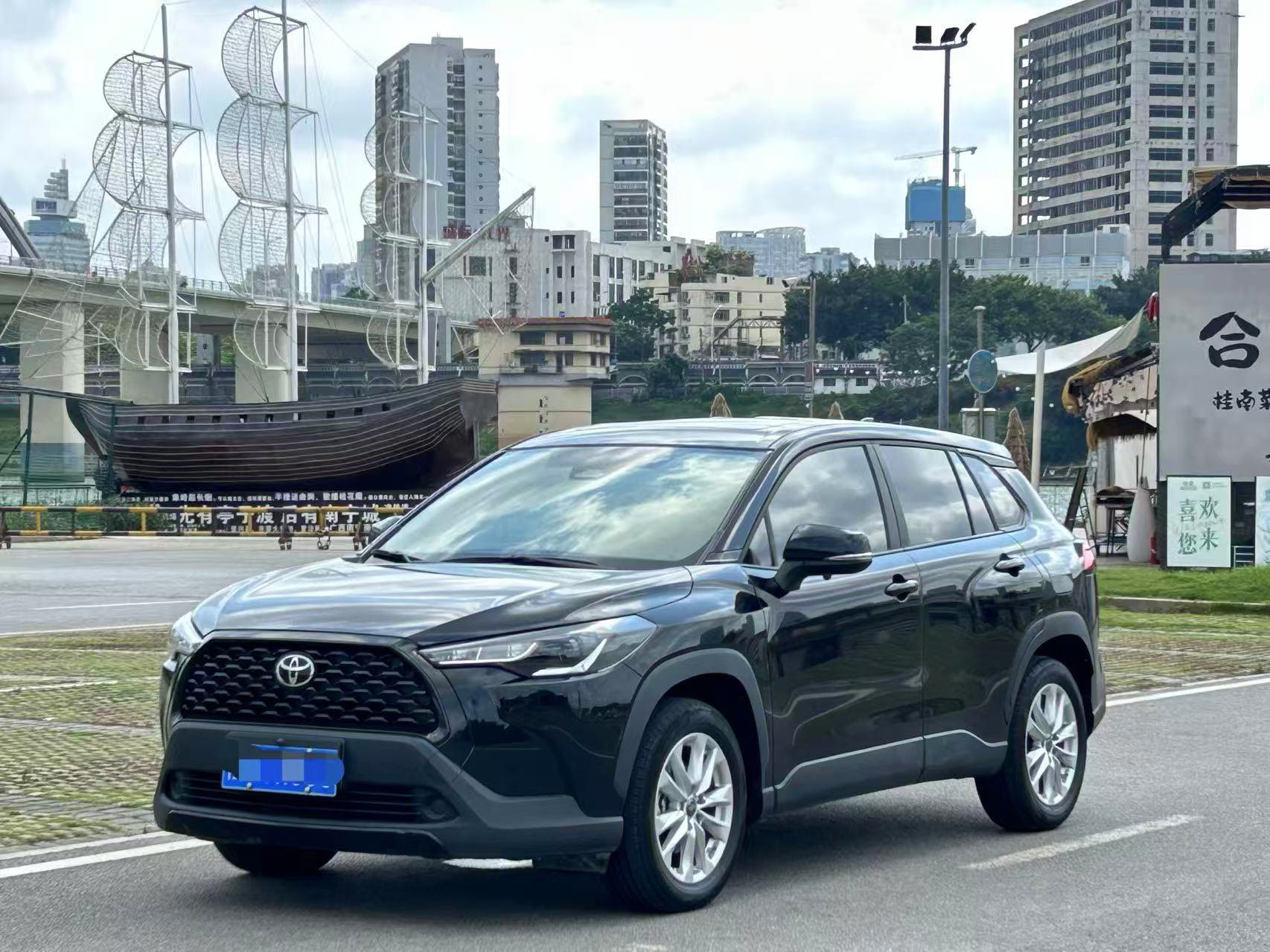 2023 car image #2