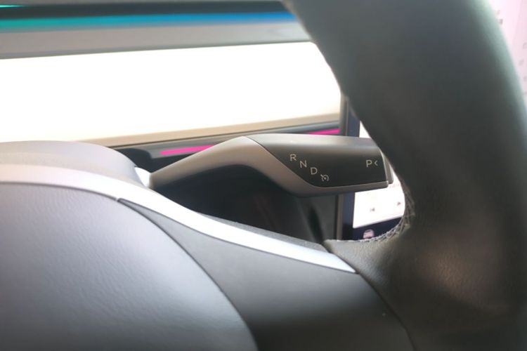 Tesla Model 3 2021 immagine di auto #14