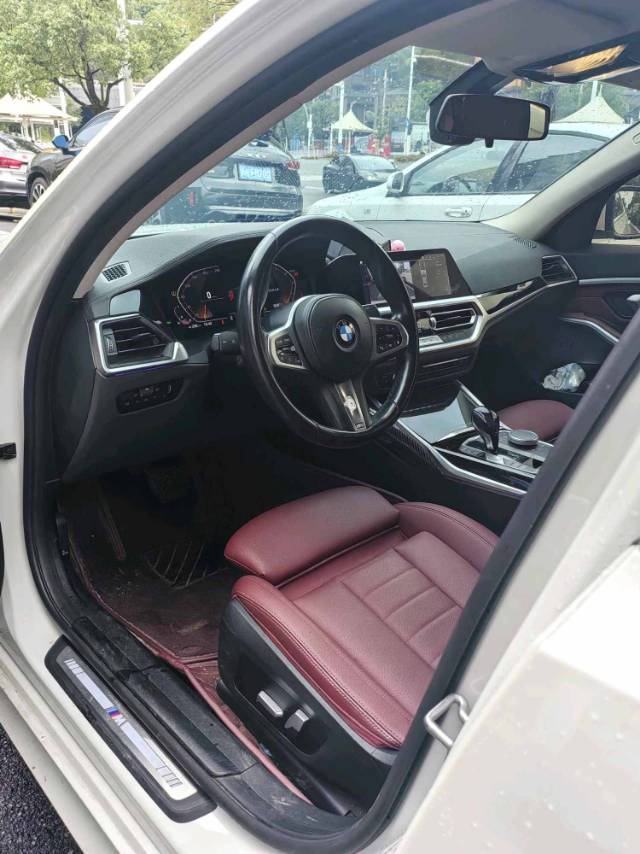 BMW 3 Series 2021 car image #5
