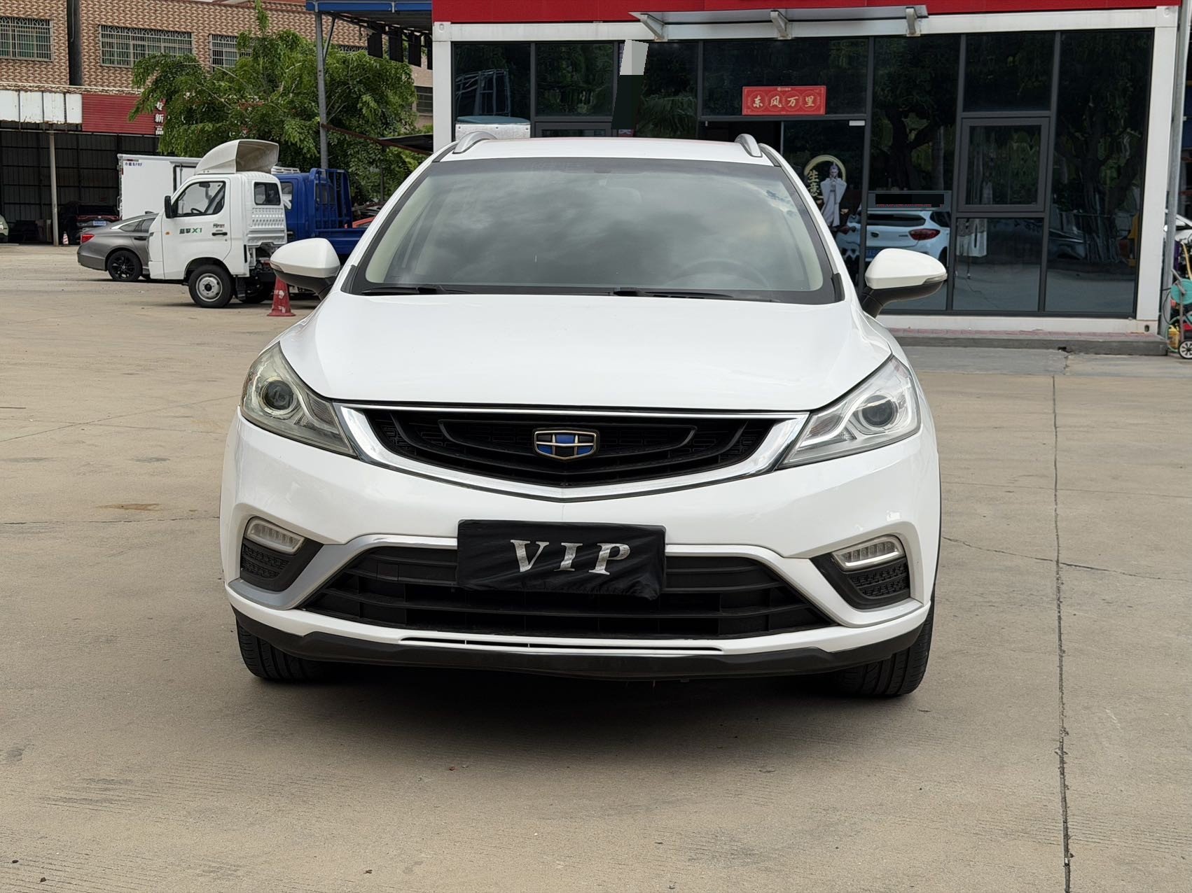 GEELY Emgrand GS 2017 car image #2