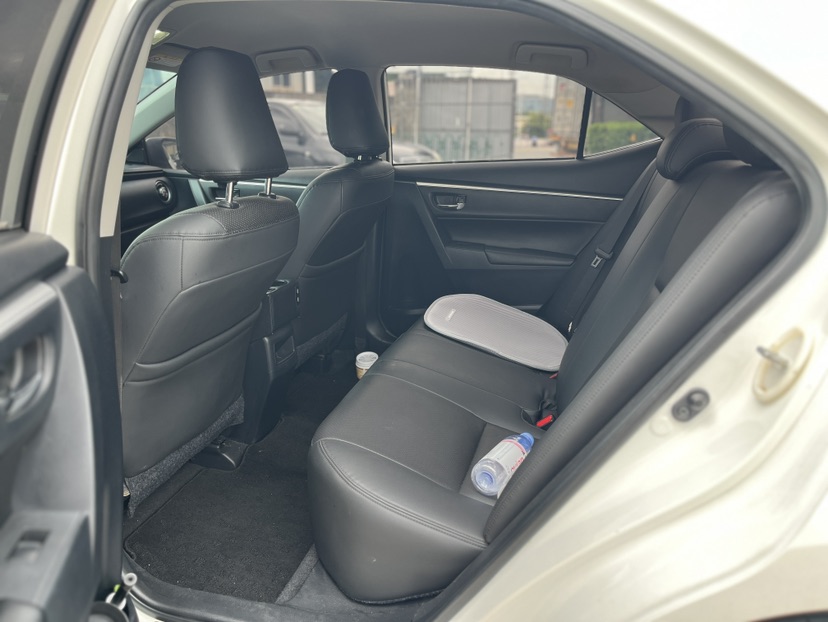 Toyota Corolla 2018 car image #8