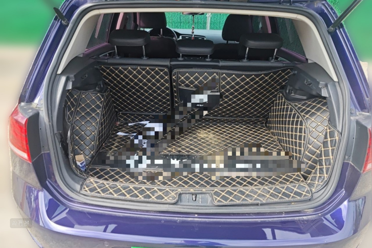 Volkswagen Golf 2018 car image #21