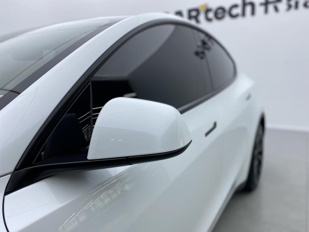 Tesla Model Y 2024 car image #11