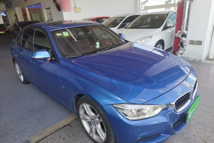 BMW 3 Series 2018 car image #4