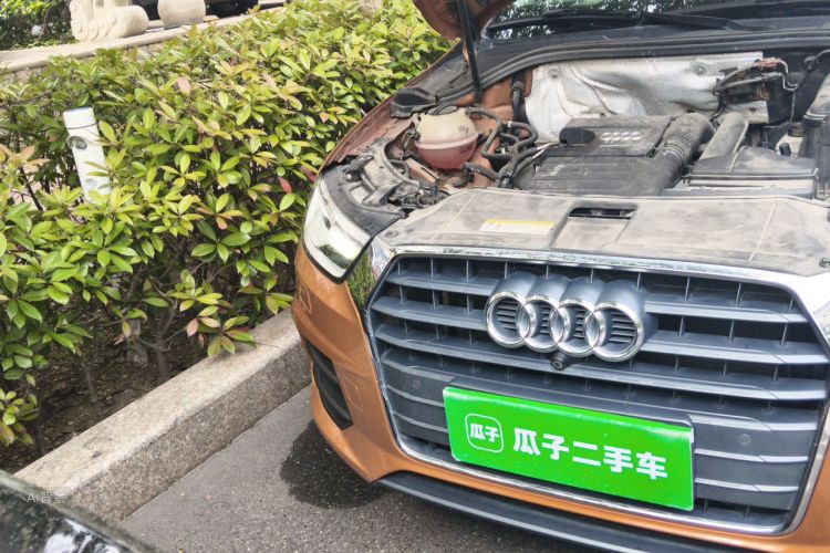 Audi Q3 2017 car image #8