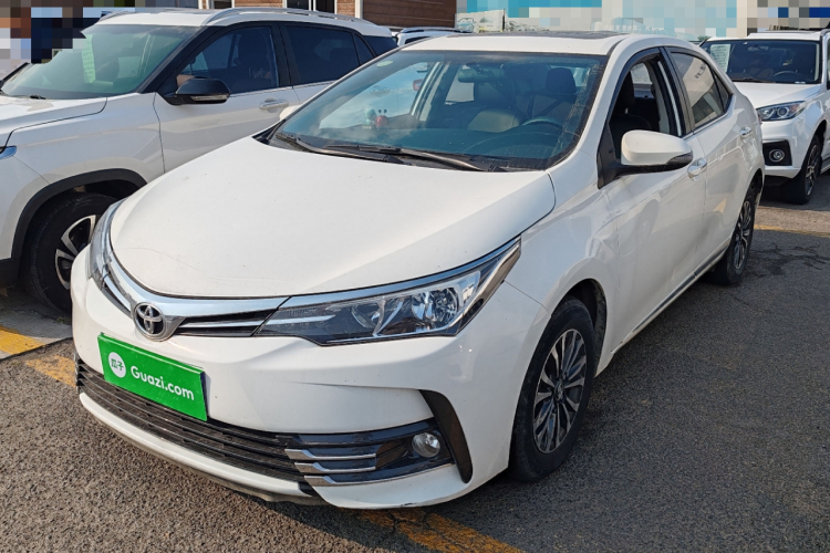 Toyota Corolla 2017 immagine di auto #2