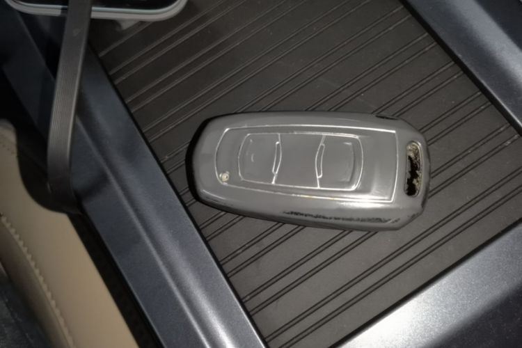 GEELY Emgrand 2018 immagine di auto #9