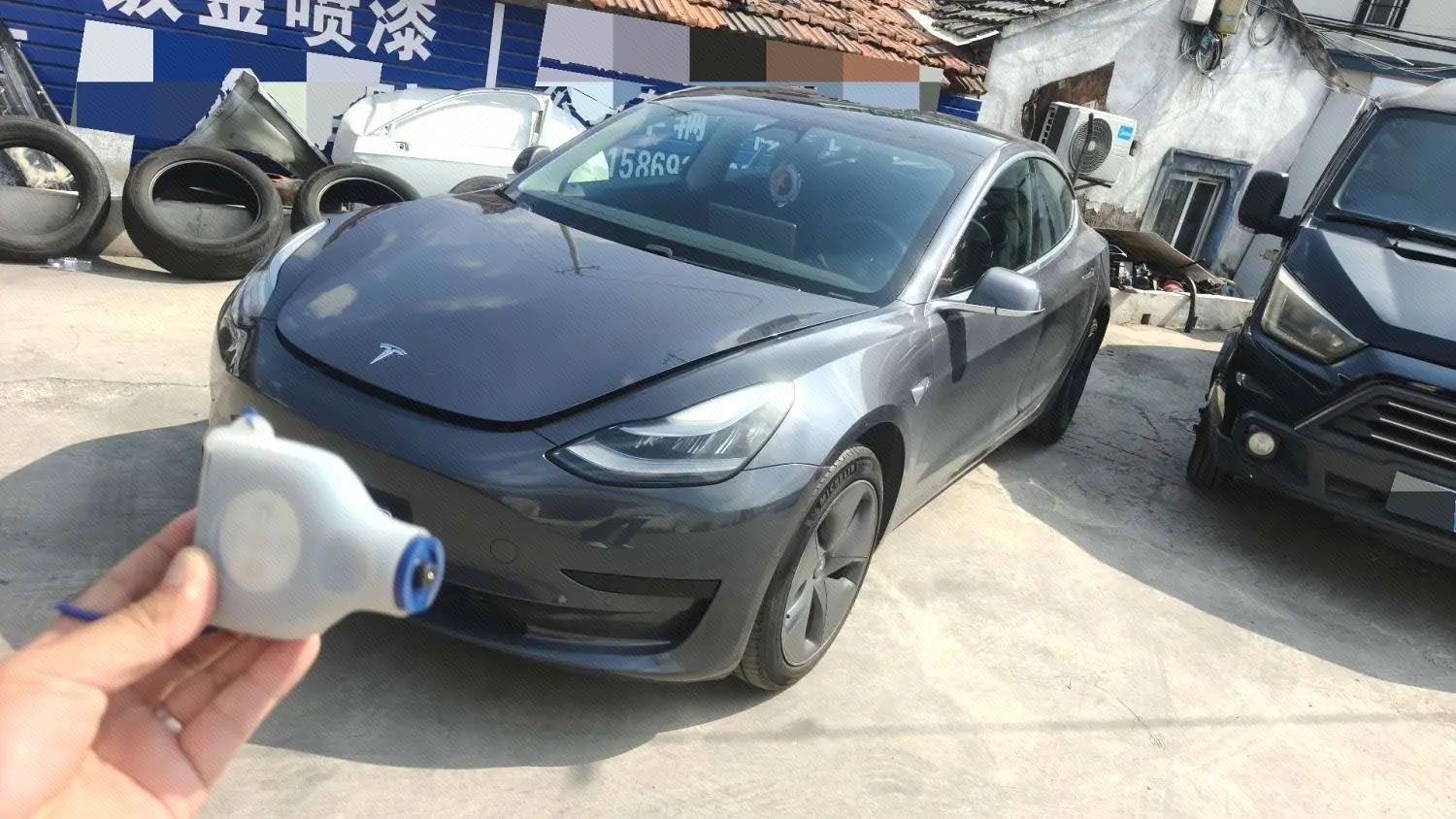 Tesla Model 3 2020 car image 