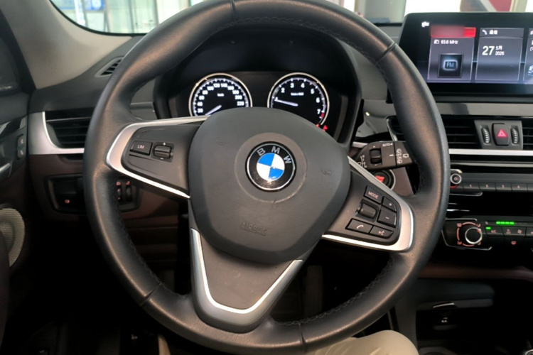 BMW X1 2022 #15 BMW X1 2022 car image #15