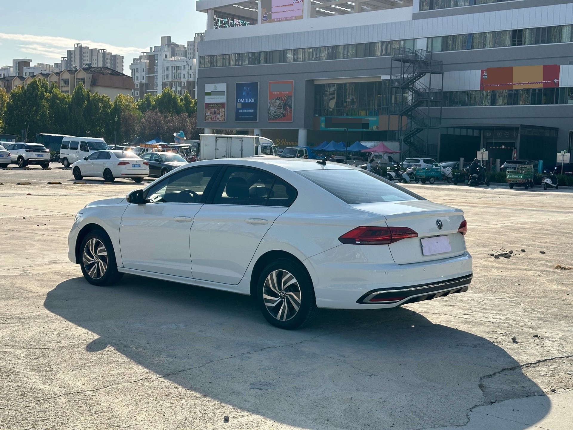 2023 car image #7