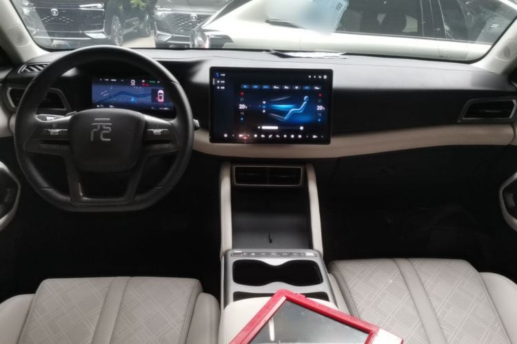 BYD YuanUP 2025 #11 BYD YuanUP 2025 imagem de carro #11