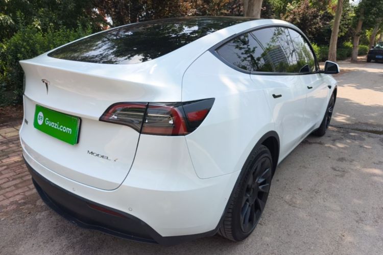 Tesla Model Y 2021 #7 Tesla Model Y 2021 car image #7