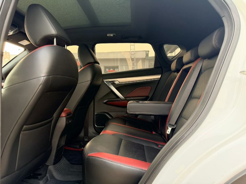 GEELY Coolray 2019 car image #5